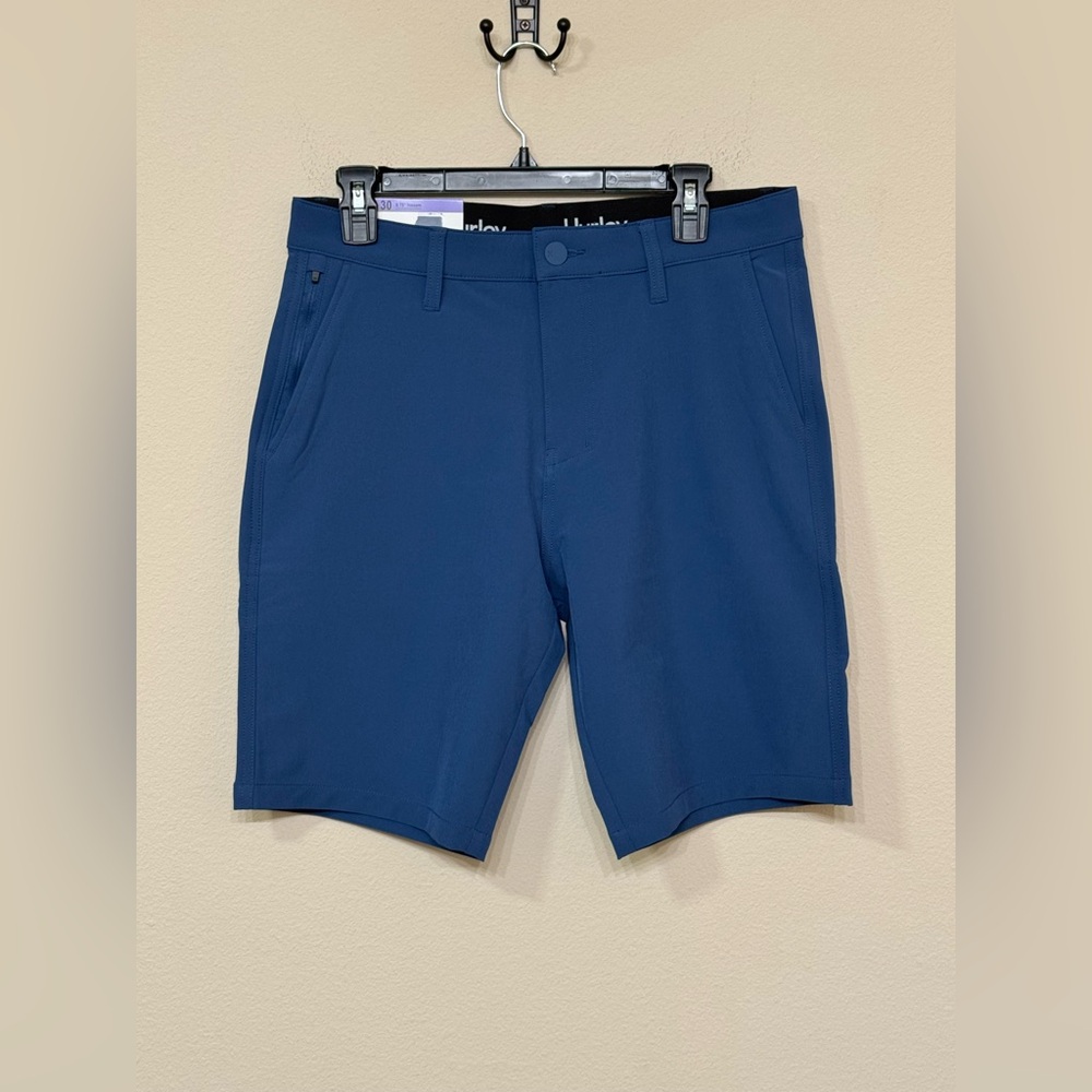 Hurley Men’s Blue Mid Rise Regular Fit Hybrid Stretch Comfort Chino Short 30